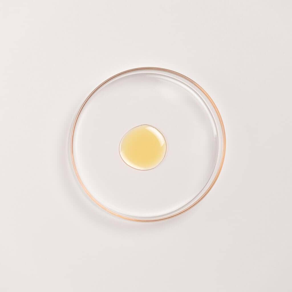 Ulei de faţă Kesaradi pentru strălucire zilnică (Kesaradi Daily Glow Face Oil)